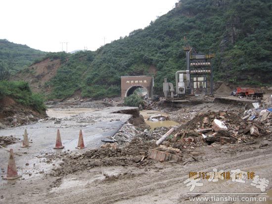 暴雨侵襲小隴山 21個(gè)林場(chǎng)受災(zāi)，營(yíng)林生產(chǎn)面臨嚴(yán)峻考驗(yàn)